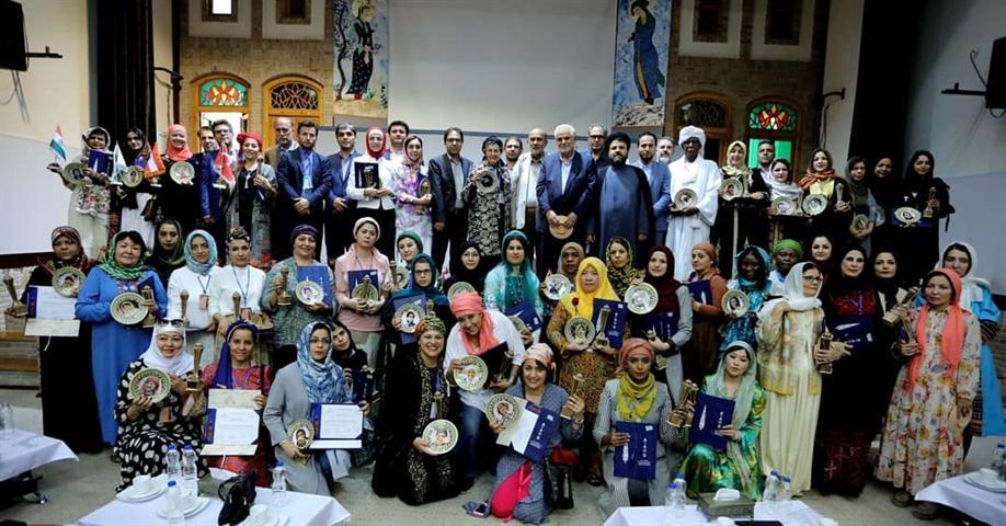 معرفی 4 بانوی هنرمند آذربایجان شرقی به عنوان برگزیدگان چهارمین جشنواره بین المللی خلاقیت و نوآوری تبریز