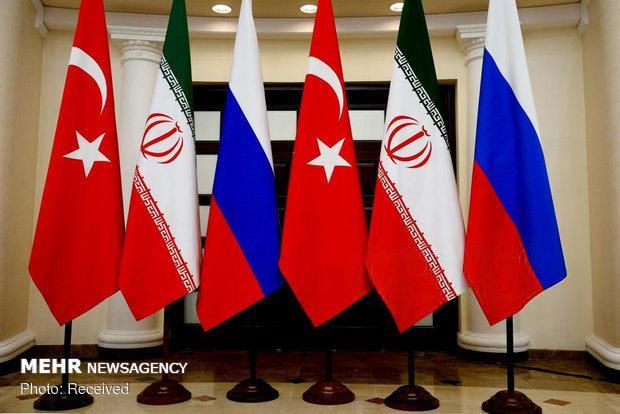 تاکید بیانیه ایران روسیه وترکیه برحمایت ازکمیته قانون اساسی تاکید بیانیه ایران روسیه وترکیه برحمایت ازکمیته قانون اساسی سوریه