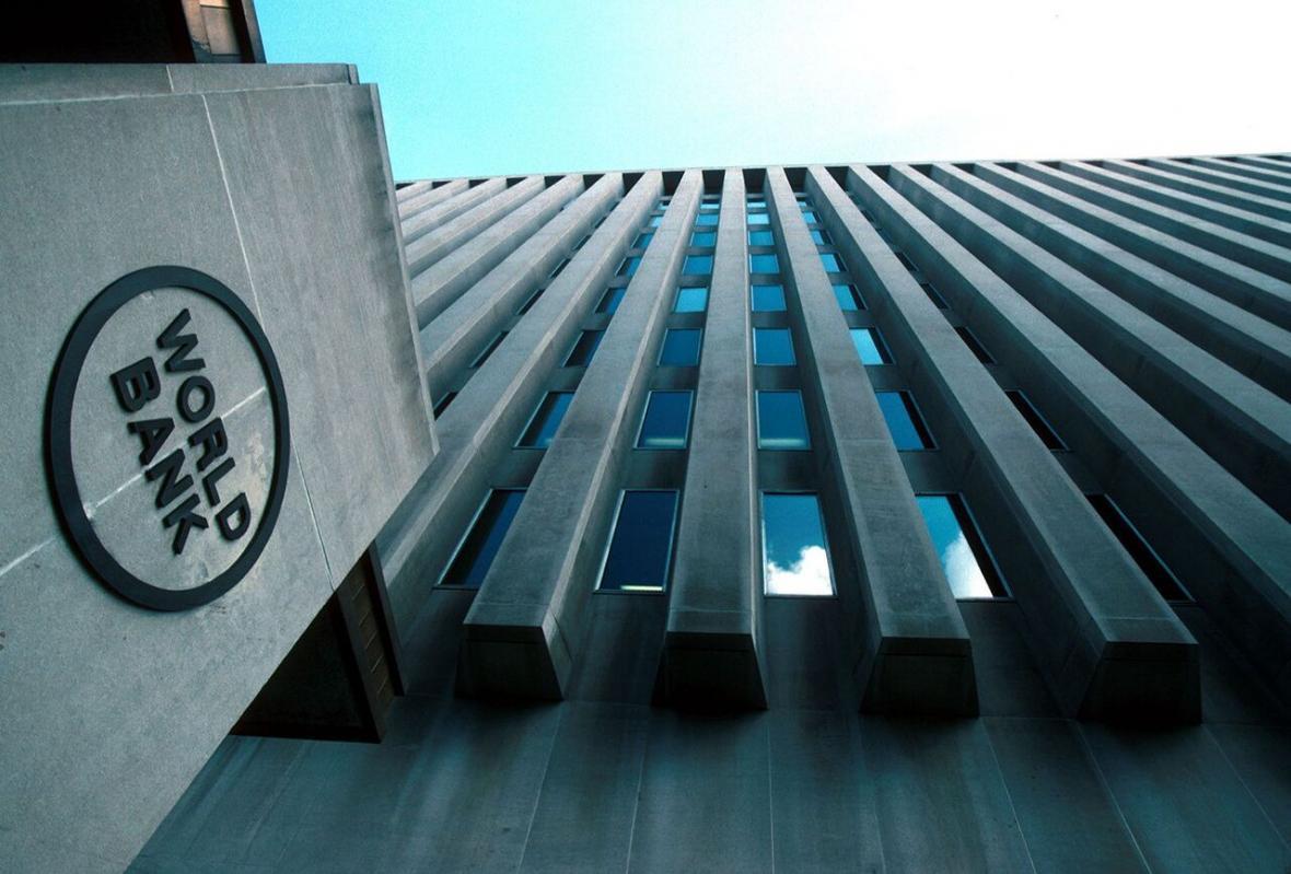 خبرنگاران انتقاد از عدم دعوت ایران به نشست بانک جهانی درباره کرونا