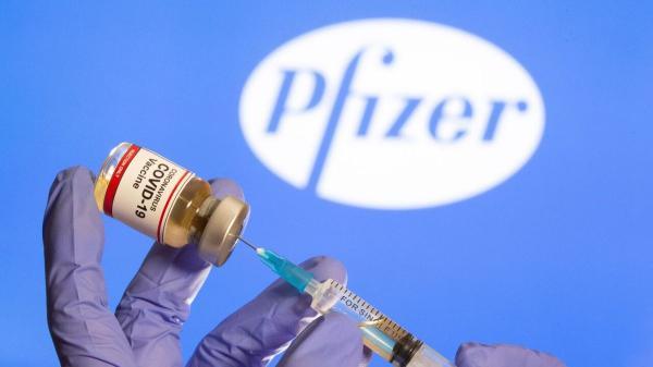 مدیرعامل شرکت فایزر: تزریق دُز چهارم واکسن ضروری است